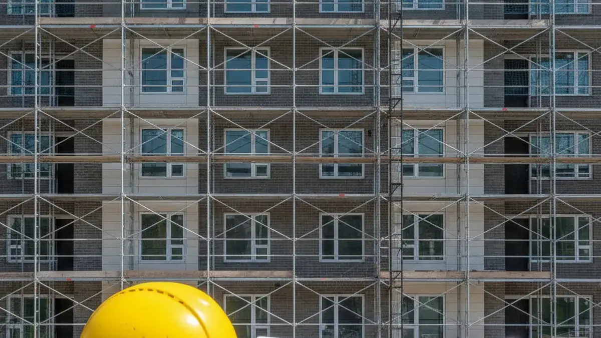 Conformité au Code du bâtiment d'un plex de la Rive-Nord et impact sur la revente